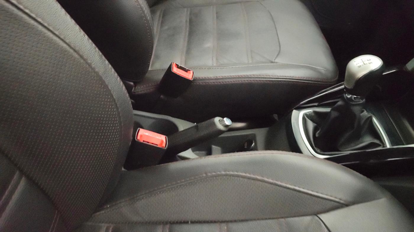 2017 Ford Ecosport TITANIUM 1.5L DIESEL, Diesel, Manual, 63,235 km, Gear Lever