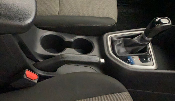 2017 Hyundai Creta SX PLUS AT 1.6 PETROL, Petrol, Automatic, 50,715 km, Gear Lever