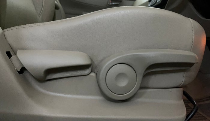 2022 Maruti Ciaz ALPHA  AT 1.5 SHVS PETROL, Petrol, Automatic, 67,344 km, Driver Side Adjustment Panel