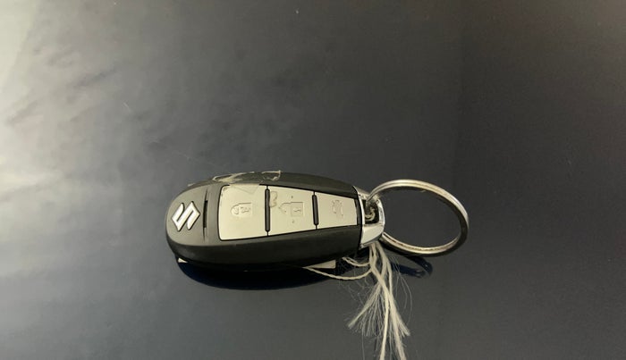 2022 Maruti Ciaz ALPHA  AT 1.5 SHVS PETROL, Petrol, Automatic, 67,344 km, Key Close Up