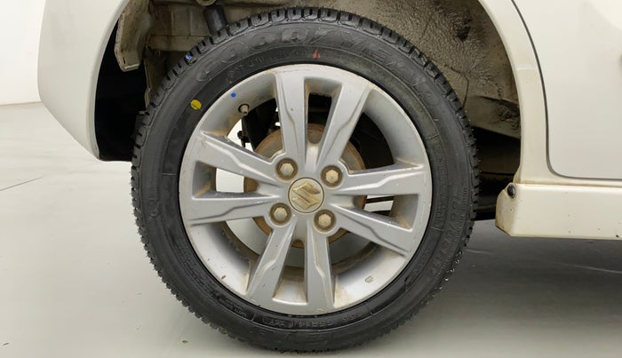 2017 Maruti Wagon R 1.0 VXI + (O) AMT, Petrol, Automatic, 26,462 km, Right Rear Wheel