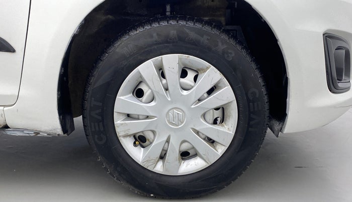 2015 Maruti Swift LXI, Petrol, Manual, 94,328 km, Right Front Wheel