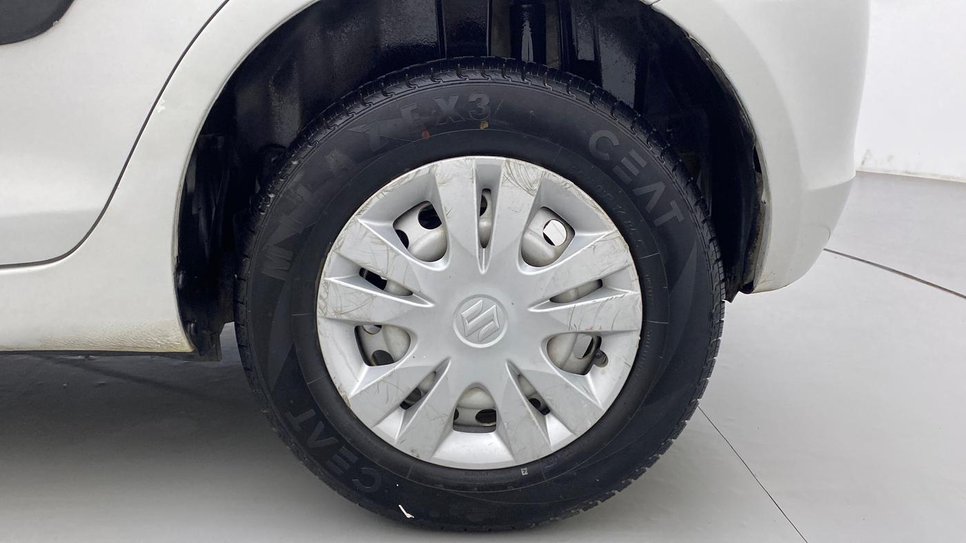 2015 Maruti Swift LXI, Petrol, Manual, 94,328 km, Left Rear Wheel