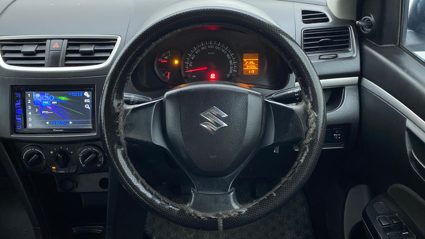 2015 Maruti Swift LXI, Petrol, Manual, 94,328 km, Steering Wheel Close Up
