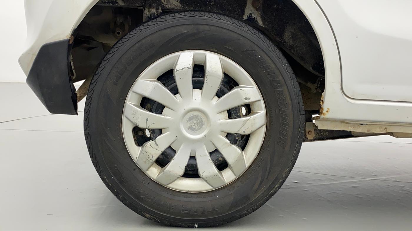 2015 Maruti Alto 800 LXI, Petrol, Manual, 58,395 km, Right Rear Wheel