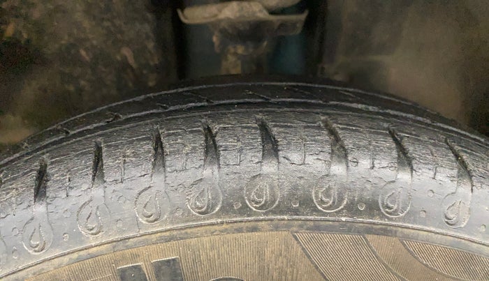 2021 Renault Kwid RXT 1.0, Petrol, Manual, 25,263 km, Right Front Tyre Tread