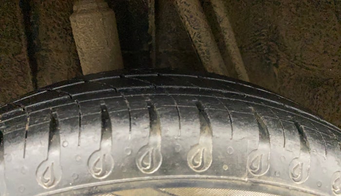 2021 Renault Kwid RXT 1.0, Petrol, Manual, 25,263 km, Right Rear Tyre Tread