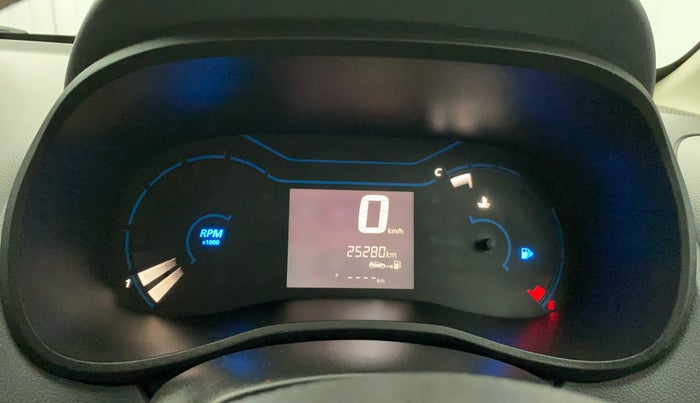 2021 Renault Kwid RXT 1.0, Petrol, Manual, 25,263 km, Odometer Image