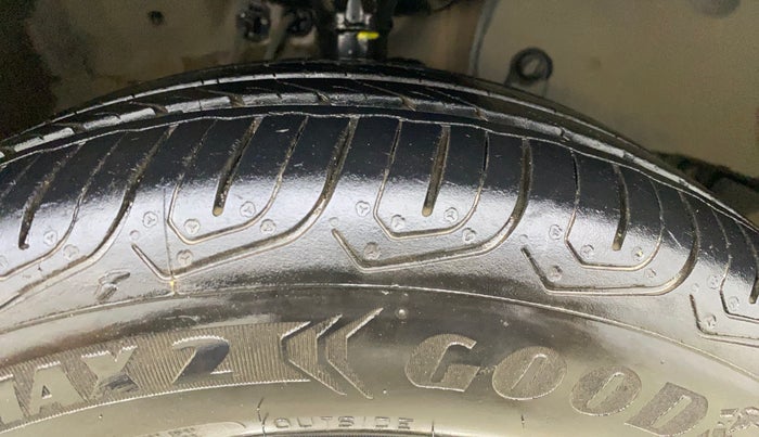 2014 Honda City 1.5L I-VTEC V MT, Petrol, Manual, 70,165 km, Right Front Tyre Tread