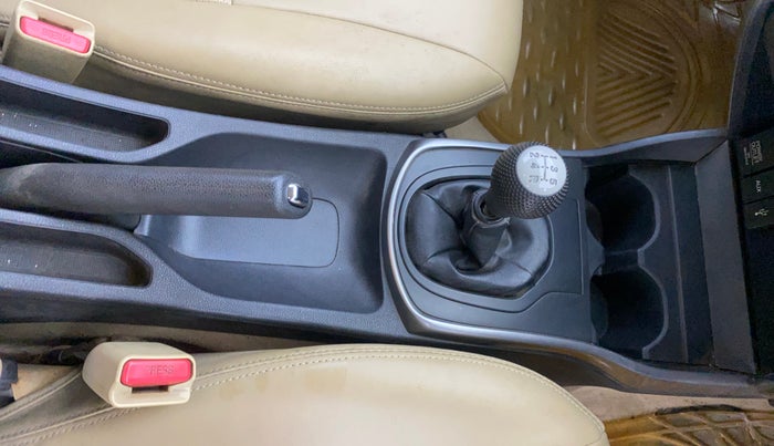 2014 Honda City 1.5L I-VTEC V MT, Petrol, Manual, 70,165 km, Gear Lever