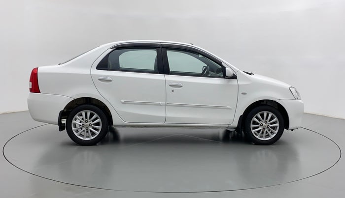 2011 Toyota Etios V, Petrol, Manual, 47,171 km, Right Side