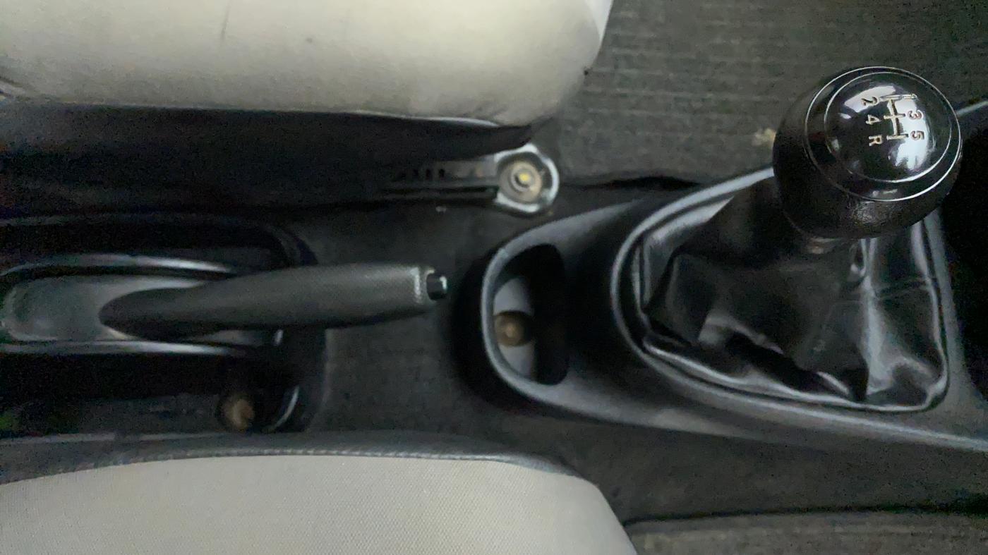 2011 Toyota Etios V, Petrol, Manual, 47,171 km, Gear Lever