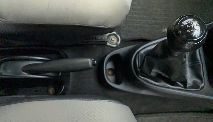 2011 Toyota Etios V, Petrol, Manual, 47,171 km, Gear Lever