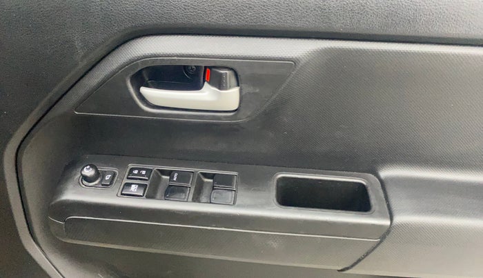 2020 Maruti New Wagon-R ZXI 1.2 AMT, Petrol, Automatic, 27,361 km, Driver Side Door Panels Control