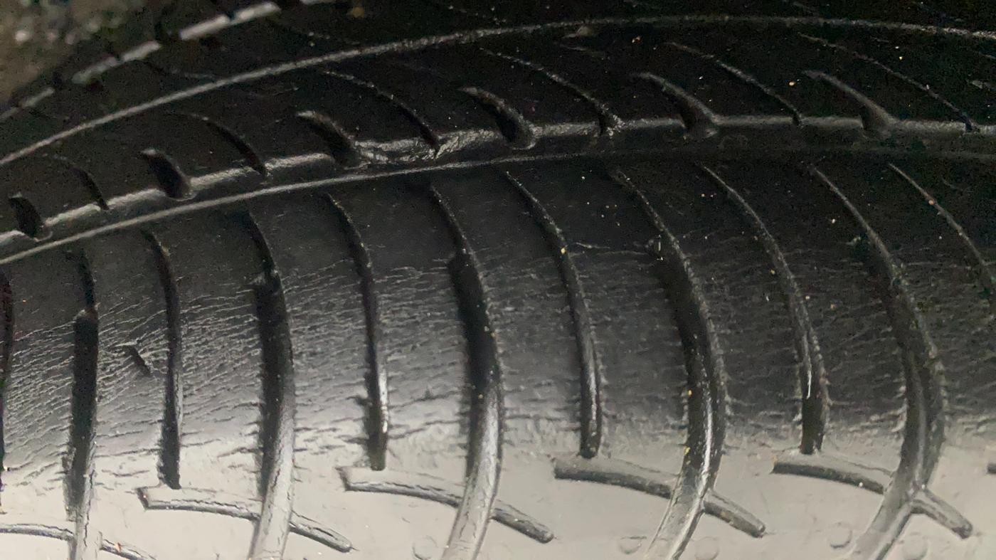 2020 Maruti New Wagon-R ZXI 1.2 AMT, Petrol, Automatic, 27,361 km, Left Rear Tyre Tread