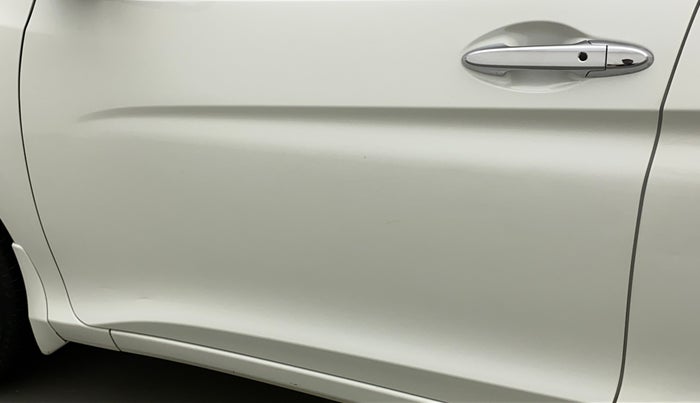 2019 Honda City 1.5L I-VTEC ZX, CNG, Manual, 30,341 km, Front passenger door - Slightly dented