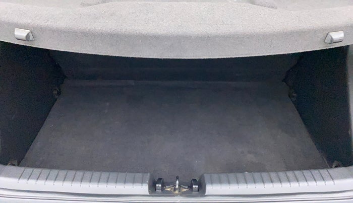 2019 Hyundai Elite i20 SPORTZ PLUS 1.2, Petrol, Manual, 34,497 km, Boot Inside