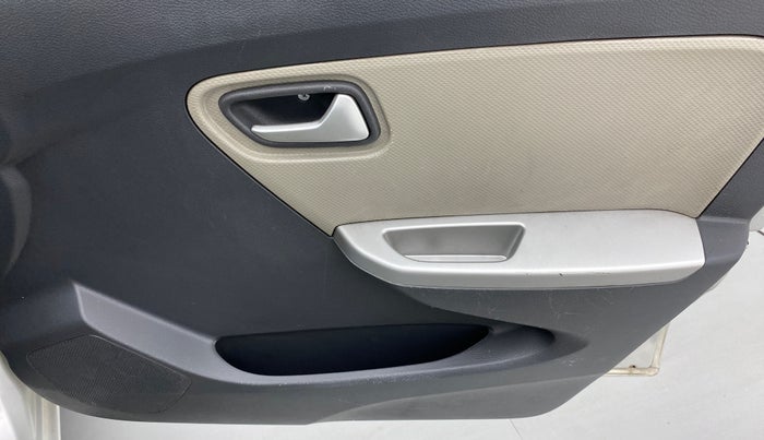 2018 Maruti Alto K10 VXI (O) AMT, Petrol, Automatic, 54,230 km, Driver Side Door Panels Control