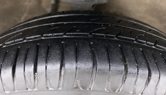 2018 Maruti Alto K10 VXI (O) AMT, Petrol, Automatic, 54,230 km, Right Front Tyre Tread
