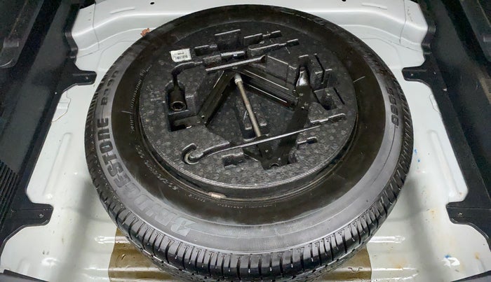 2017 Hyundai Creta E PLUS 1.6 PETROL, Petrol, Manual, 58,257 km, Spare Tyre