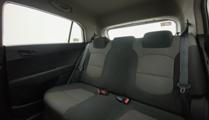 2017 Hyundai Creta E PLUS 1.6 PETROL, Petrol, Manual, 58,257 km, Right Side Rear Door Cabin