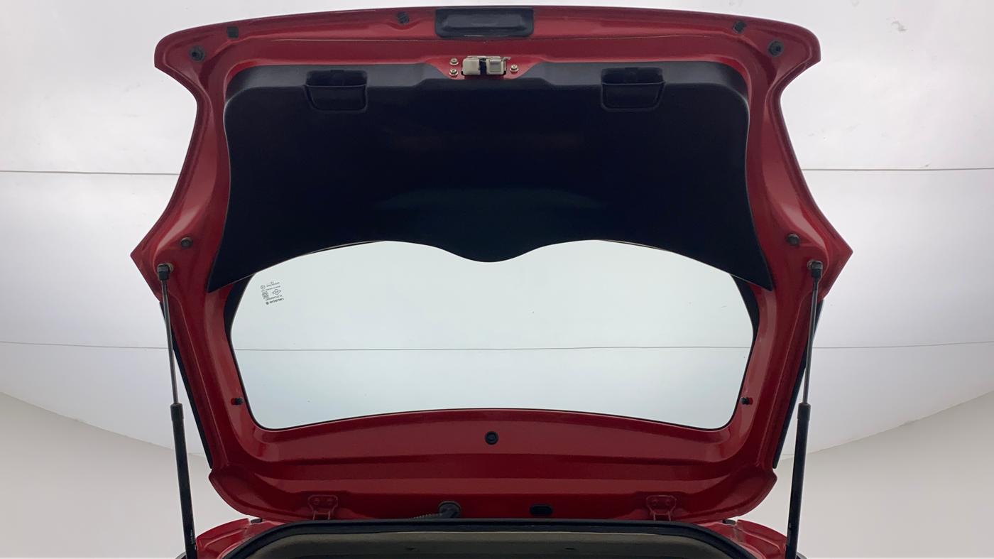 2019 Maruti Swift LXI D, CNG, Manual, 77,236 km, Boot Door Open