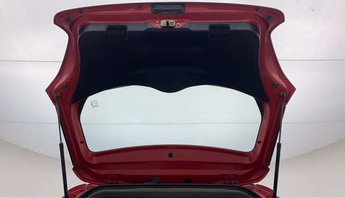 2019 Maruti Swift LXI D, CNG, Manual, 77,236 km, Boot Door Open