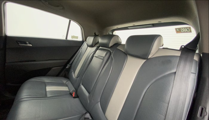 2016 Hyundai Creta SX PLUS AT 1.6 PETROL, Petrol, Automatic, 33,219 km, Right Side Rear Door Cabin