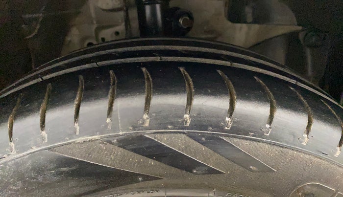 2013 Honda Amaze 1.2L I-VTEC E, Petrol, Manual, 94,814 km, Right Front Tyre Tread