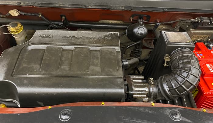 2016 Mahindra Kuv100 K4 6 STR, Petrol, Manual, 56,115 km, Engine View