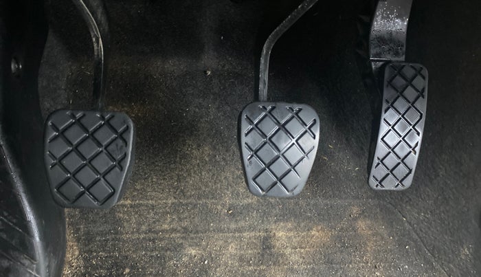 2021 Skoda KUSHAQ AMBITION 1.0L TSI MT, Petrol, Manual, 53,883 km, Pedals