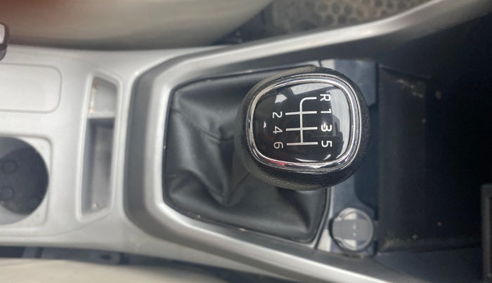 2021 Skoda KUSHAQ AMBITION 1.0L TSI MT, Petrol, Manual, 53,883 km, Gear Lever