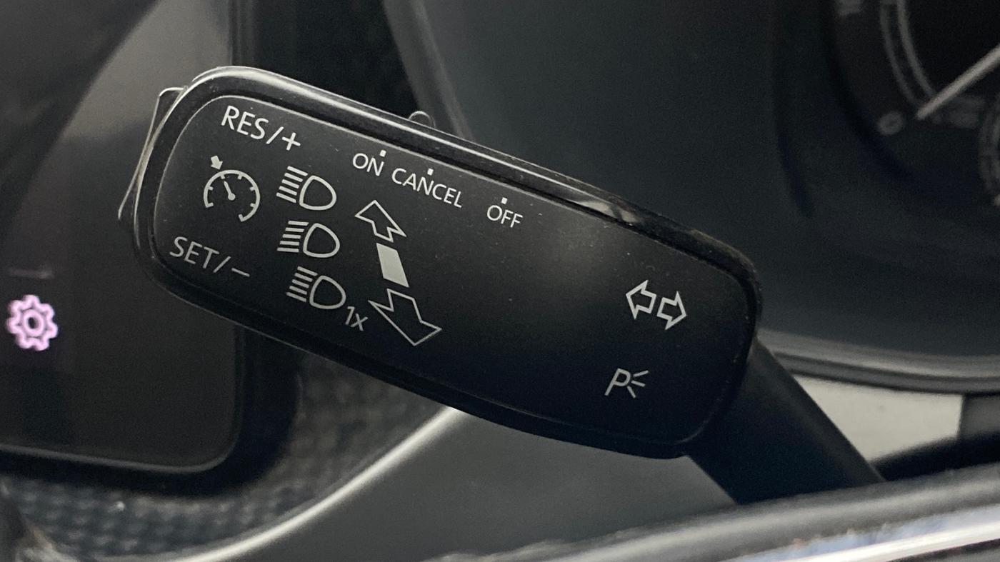 2021 Skoda KUSHAQ AMBITION 1.0L TSI MT, Petrol, Manual, 53,883 km, Adaptive Cruise Control