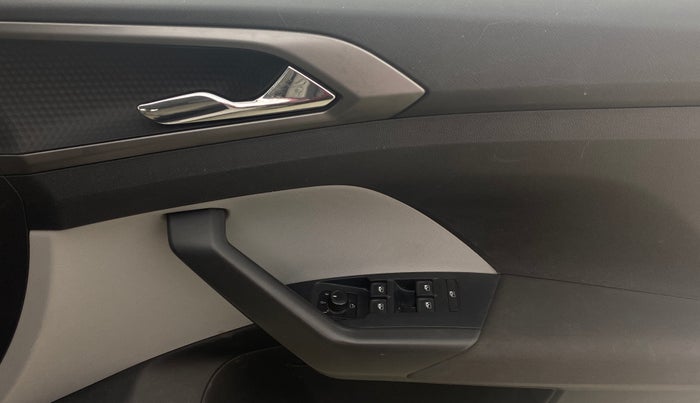 2021 Skoda KUSHAQ AMBITION 1.0L TSI MT, Petrol, Manual, 53,883 km, Driver Side Door Panels Control