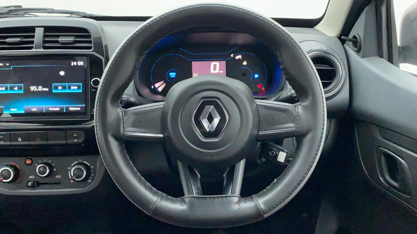 2021 Renault Kwid RXT 1.0 AMT (O), Petrol, Automatic, 1,680 km, Steering Wheel Close Up