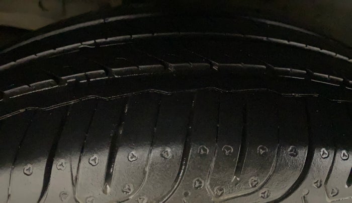 2016 Honda Jazz 1.2L I-VTEC V AT, Petrol, Automatic, 81,863 km, Right Rear Tyre Tread