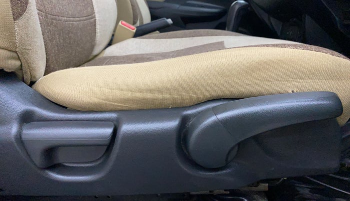 2016 Honda Jazz 1.2L I-VTEC V AT, Petrol, Automatic, 81,863 km, Driver Side Adjustment Panel