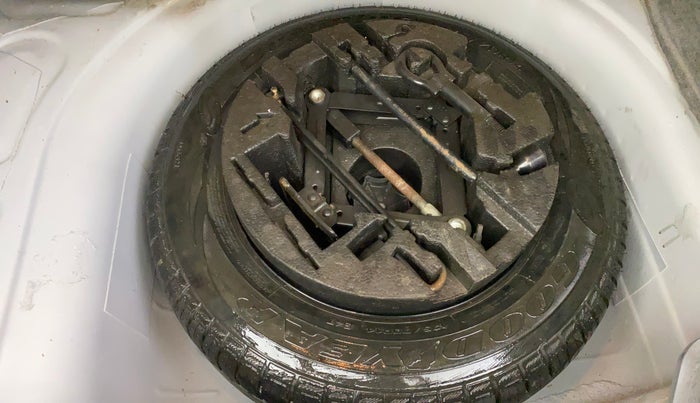 2017 Volkswagen Ameo COMFORTLINE 1.2L, Petrol, Manual, 38,247 km, Spare Tyre