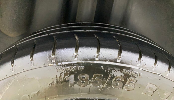 2017 Volkswagen Ameo COMFORTLINE 1.2L, Petrol, Manual, 38,247 km, Right Rear Tyre Tread