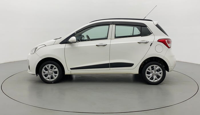 2017 Hyundai Grand i10 Sportz(O) 1.2 MT, Petrol, Manual, 28,771 km, Left Side
