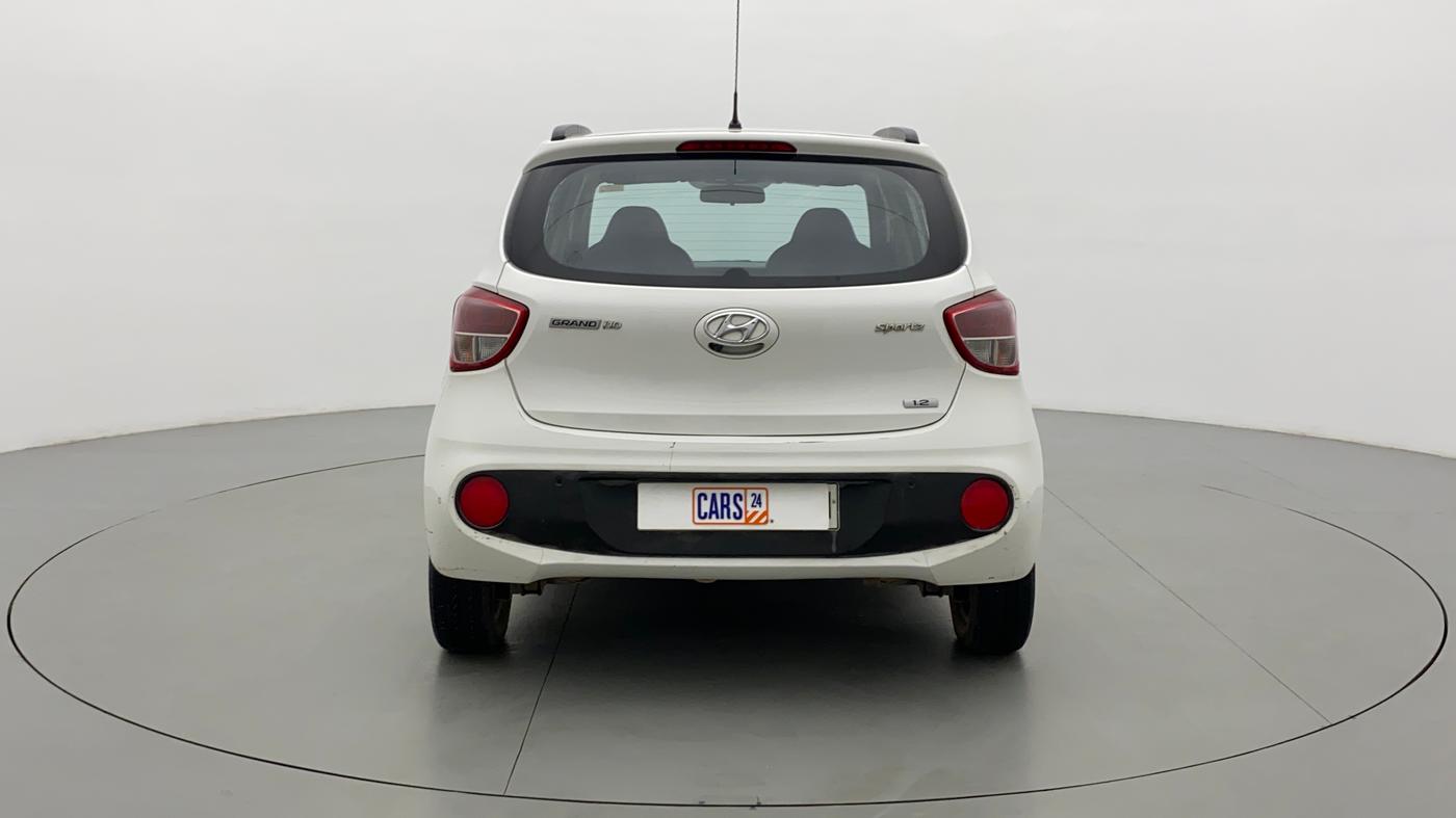 2017 Hyundai Grand i10 Sportz(O) 1.2 MT, Petrol, Manual, 28,771 km, Back/Rear