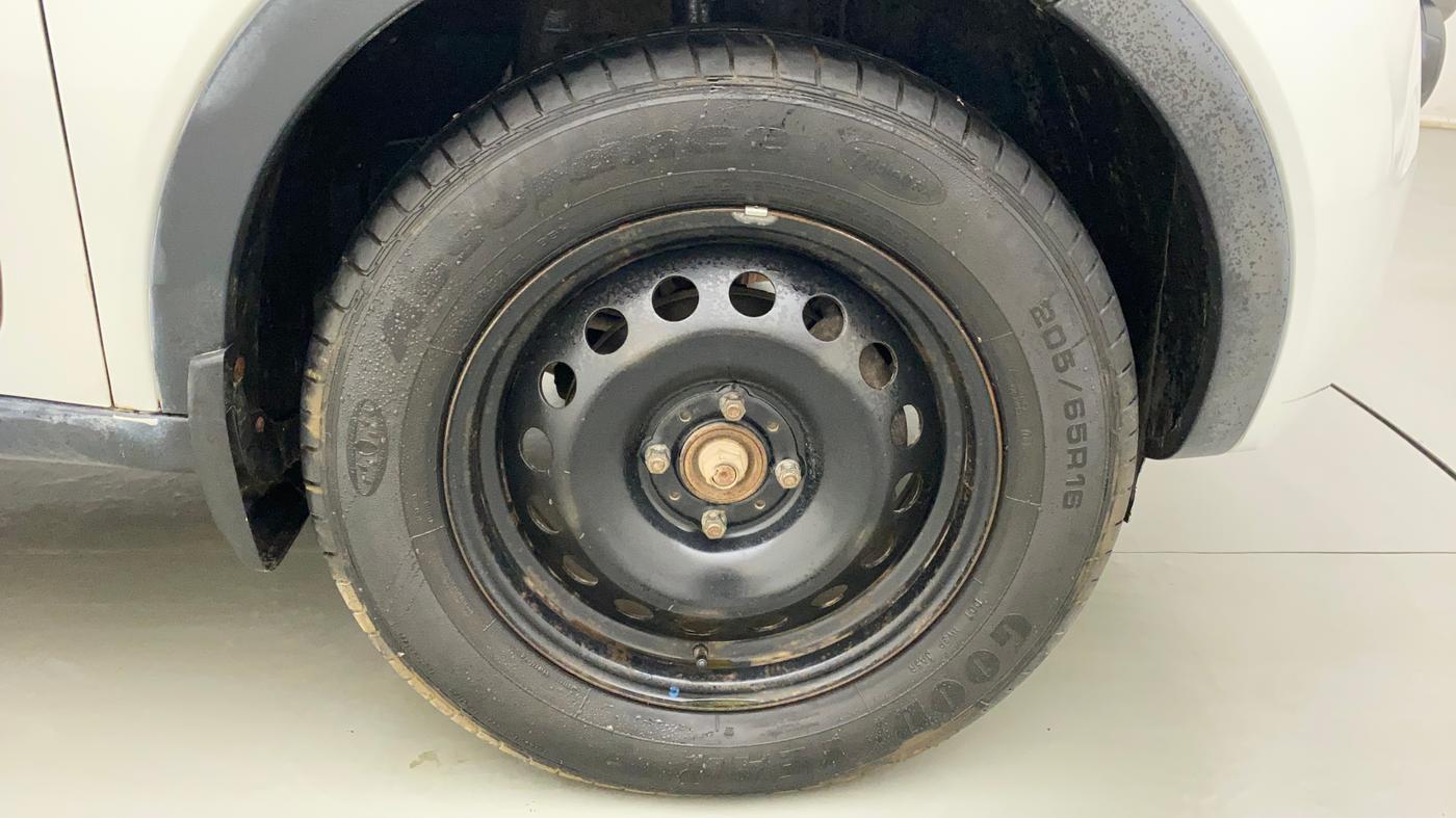2019 Tata NEXON XM PETROL, Petrol, Manual, 95,024 km, Right Front Wheel