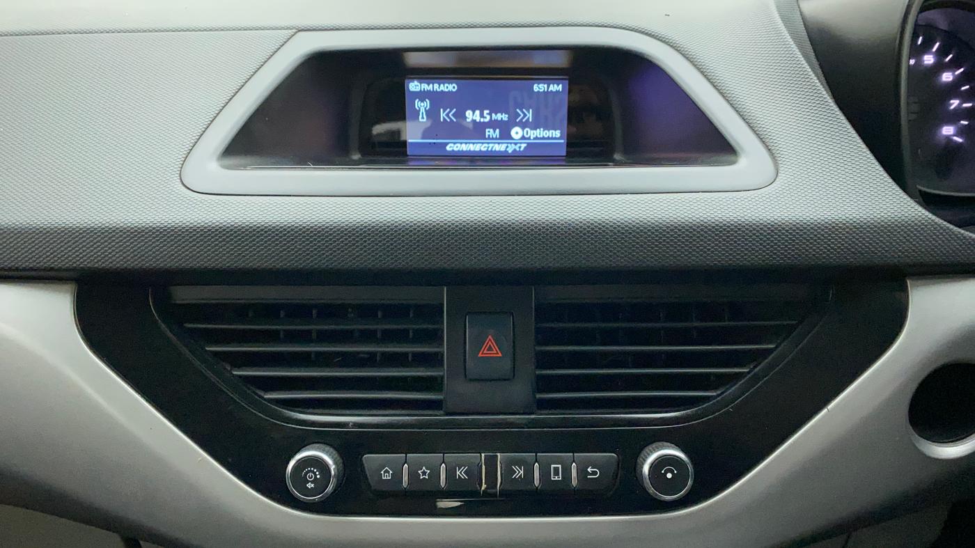 2019 Tata NEXON XM PETROL, Petrol, Manual, 95,024 km, Infotainment System