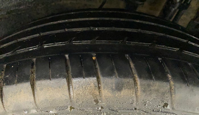 2019 Tata NEXON XM PETROL, Petrol, Manual, 95,024 km, Left Rear Tyre Tread