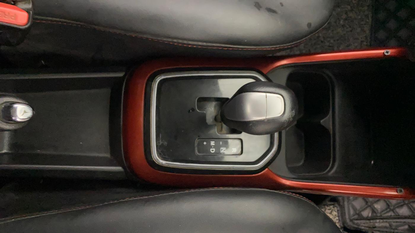 2017 Maruti IGNIS ZETA 1.2 AMT, CNG, Automatic, 1,28,019 km, Gear Lever