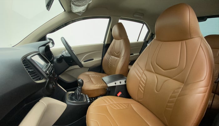 2019 Hyundai NEW SANTRO 1.1 SPORTZ MT CNG, CNG, Manual, 41,799 km, Right Side Front Door Cabin