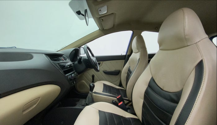 2014 Hyundai Eon D-LITE+, Petrol, Manual, 63,181 km, Right Side Front Door Cabin