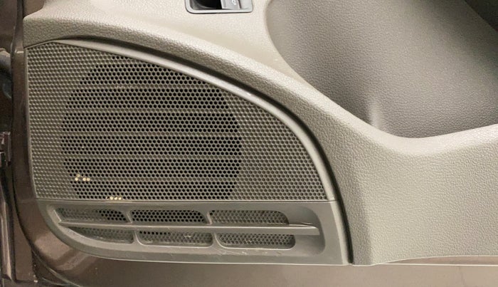 2014 Volkswagen Vento HIGHLINE PETROL AT, Petrol, Automatic, 38,782 km, Speaker