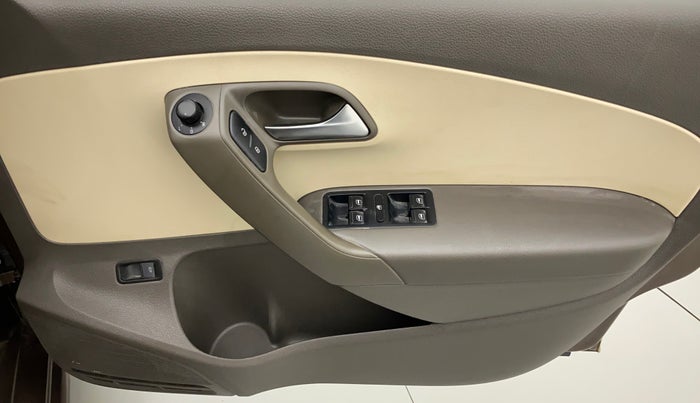 2014 Volkswagen Vento HIGHLINE PETROL AT, Petrol, Automatic, 38,782 km, Driver Side Door Panels Control