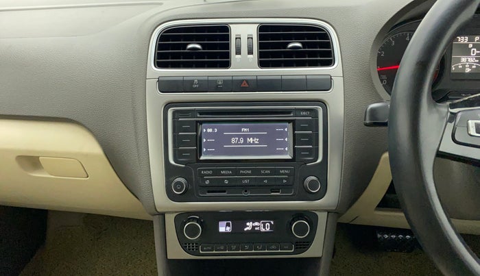 2014 Volkswagen Vento HIGHLINE PETROL AT, Petrol, Automatic, 38,782 km, Air Conditioner